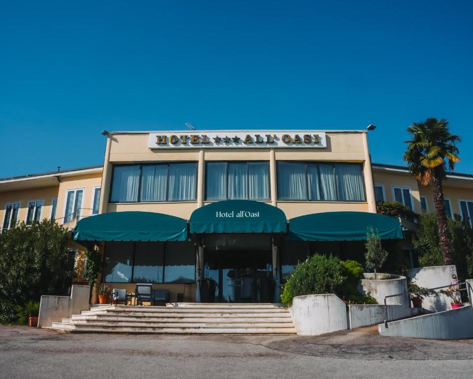 Hotel all'Oasi facade in Paese, Treviso